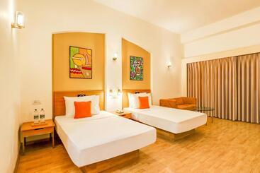 Lemon Tree Hotel, East Delhi Mall, Kaushambi