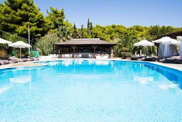 هتل Marpunta Resort, Santikos Collection