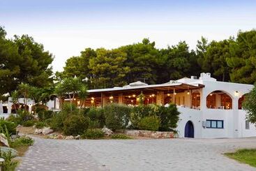 هتل Marpunta Resort, Santikos Collection