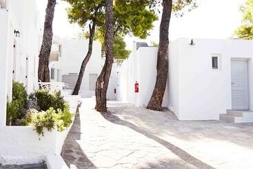 هتل Marpunta Resort, Santikos Collection