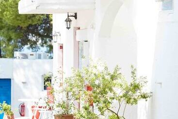 هتل Marpunta Resort, Santikos Collection