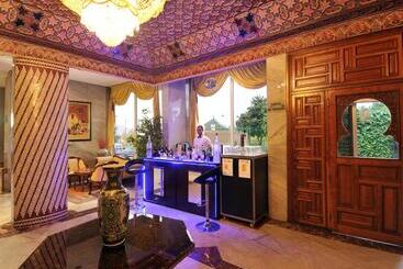 هتل Menzeh Zalagh 2boutique Hôtel & Sky