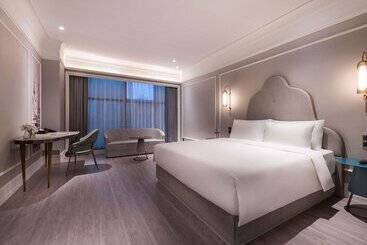 هتل Mercure Shanghai Yu Garden