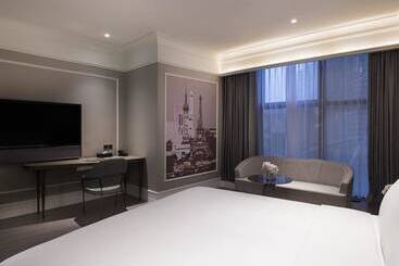 هتل Mercure Shanghai Yu Garden