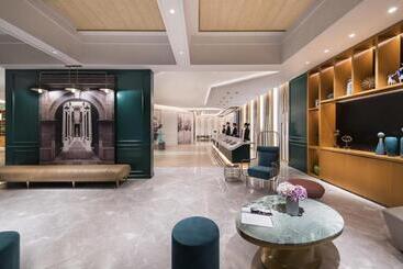 هتل Mercure Shanghai Yu Garden