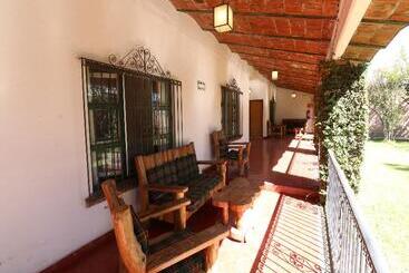هتل Mision Aguascalientes Zona Sur