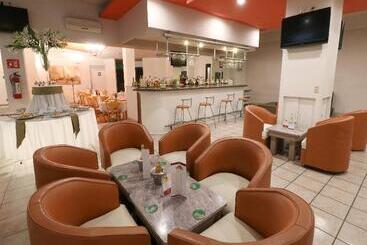 هتل Mision Aguascalientes Zona Sur