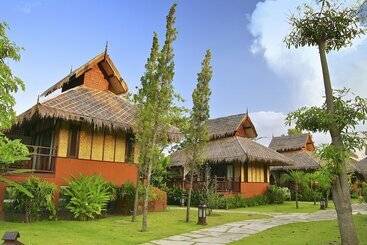هتل Pai Hotsprings Spa Resort