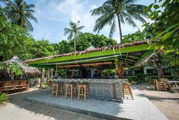 هتل Phi Phi Island Cabana
