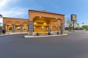 هتل Quality Inn Redding Near I5