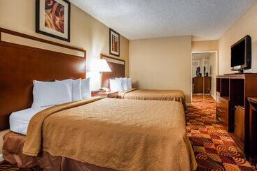 هتل Quality Inn Redding Near I5
