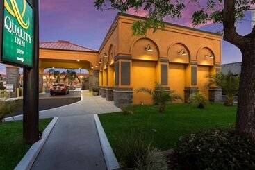 هتل Quality Inn Redding Near I5
