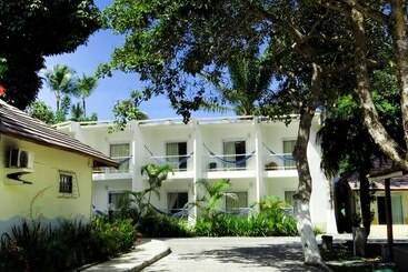 هتل Ramada By Wyndham Porto Seguro Praia