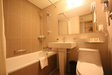 هتل Ramada By Wyndham Songdo
