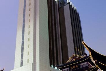 Renaissance Shanghai Yu Garden Hotel On The Bund