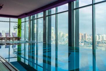 Renaissance Shanghai Yu Garden Hotel On The Bund