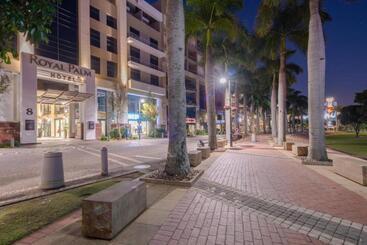 هتل Royal Palm