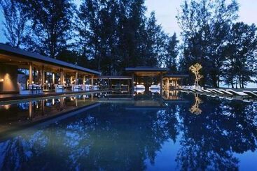 هتل Sala Phuket Mai Khao Beach Resort