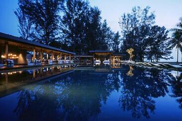 هتل Sala Phuket Mai Khao Beach Resort