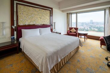 هتل Shangri La Guangzhou 3 Minutes By Walking To Canton Fair Complex