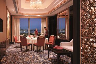 هتل Shangri La Guangzhou 3 Minutes By Walking To Canton Fair Complex