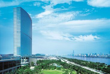 هتل Shangri La Guangzhou 3 Minutes By Walking To Canton Fair Complex