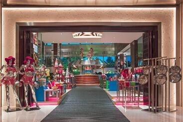 هتل Shangri La Guangzhou 3 Minutes By Walking To Canton Fair Complex