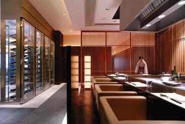 هتل Shangri La Guangzhou 3 Minutes By Walking To Canton Fair Complex