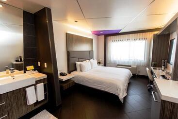 בית מלון כפרי The Moment