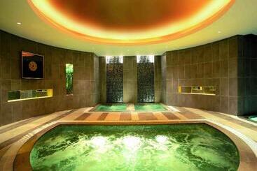 Swissotel Grand Shanghai