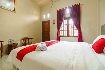 هتل Reddoorz Near Bukit Kubu Berastagi