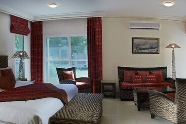 Al Nahda Resort & Spa