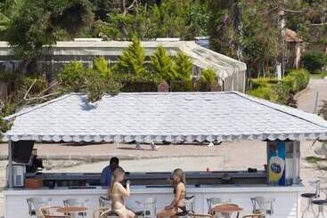 Azak Beach Hotel