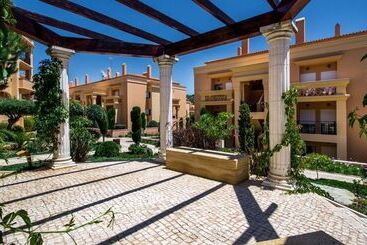 Baia Da Luz Resort