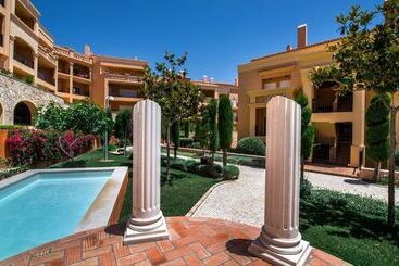 Baia Da Luz Resort