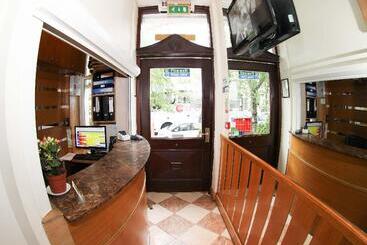 تختخواب و صبحانه Holland Inn