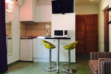 Coconut Apartments   Adults Only