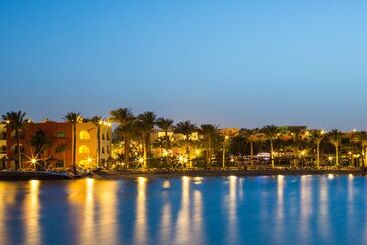 هتل Arabia Azur Resort