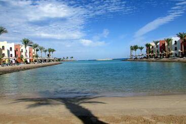 هتل Arabia Azur Resort