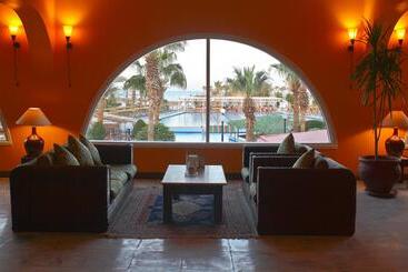 هتل Arabia Azur Resort