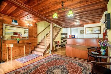 Hotel Belmondo