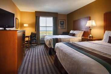 هتل Best Western Plus Seawall Inn & Suites By The Beach