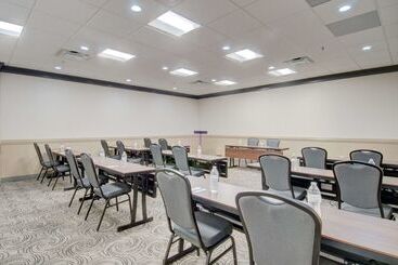 酒店 Best Western  Plus Waltham Boston