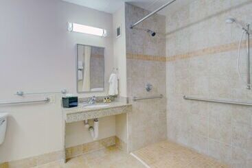 酒店 Best Western  Plus Waltham Boston