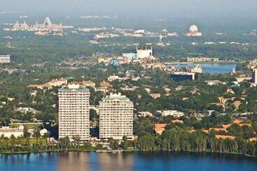 هتل Blue Heron Beach Resort