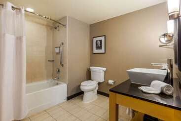 Cambria Hotel Ft Collins