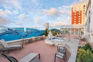 هتل Club Wyndham Skyline Tower