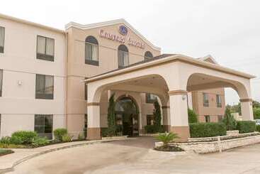 هتل Comfort Suites Austin Nw Lakeline