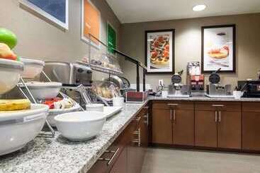 هتل Comfort Suites Central I 44