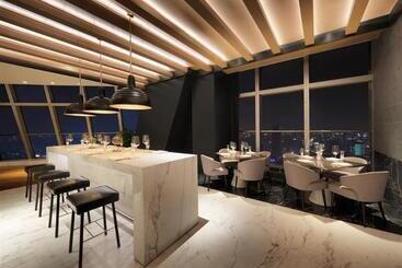 هتل Conrad Shanghai